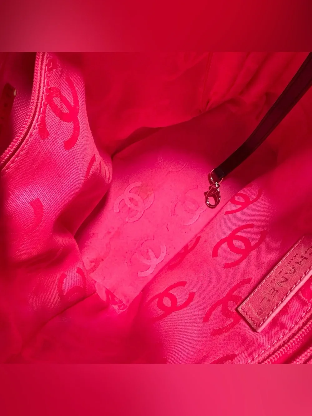 Chanel Black Cambon Quilted Lambskin Leather PM Tote Bucket Bag - Picture 16 of 16